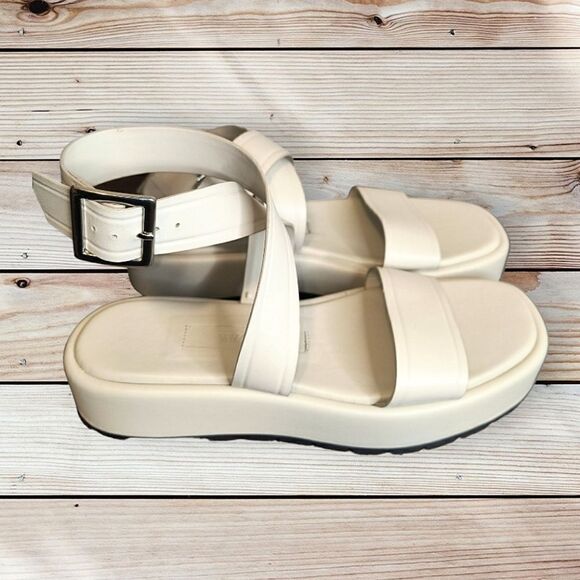 Zara Off White Platform Sandals - Picture 2 of 10